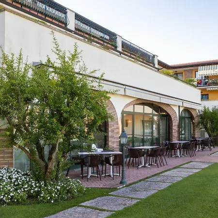 Aparthotel Le Terrazze Sul &