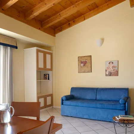 Aparthotel Le Terrazze Sul & 4*